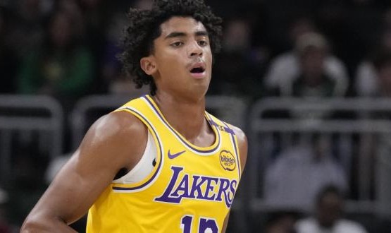 天天盈球即时比分直播-这钱花的亏！湖人替补得分乏力 两将未替詹皇分忧