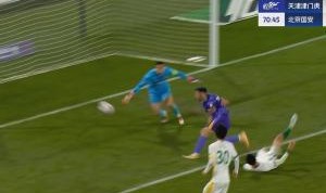 第70分钟，谢维军助攻，基莱斯扛开后卫一停一射扳平比分