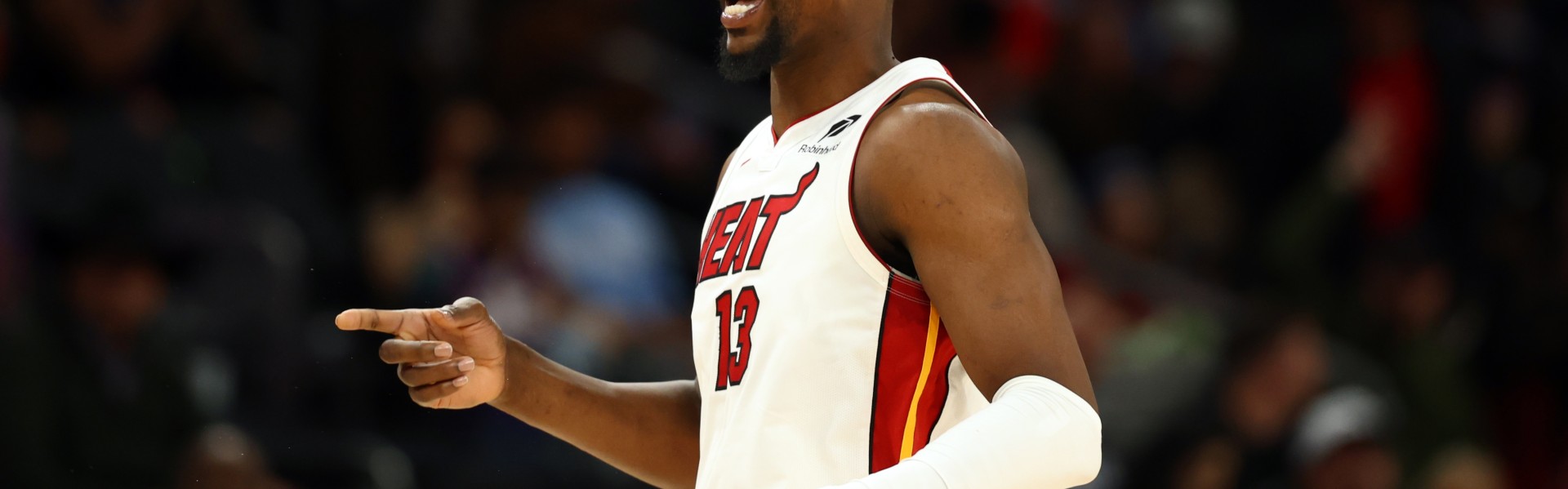 天天盈球直播-斯波：我们主打了阿德巴约韦尔的双塔组合 他们在联防里表现很棒