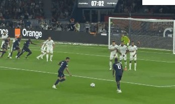 【法甲】巴黎4比0马赛 贡萨洛·拉莫斯梅开二度