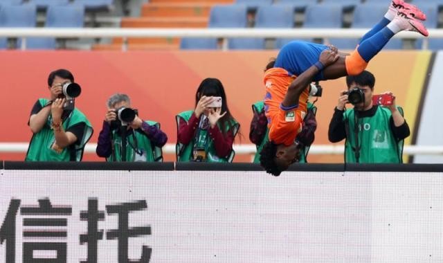 天天盈球app-费南多离队倒计时！曝挑战崔康熙布阵权威致零容忍