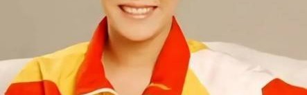 天天盈球即时比分直播-瘫痪28年桑兰现状：45岁仍白皙漂亮，嫁资产千万老公，儿子已12岁|黄健|全运会|跳马|摘金|体操_新浪体育_新浪新闻